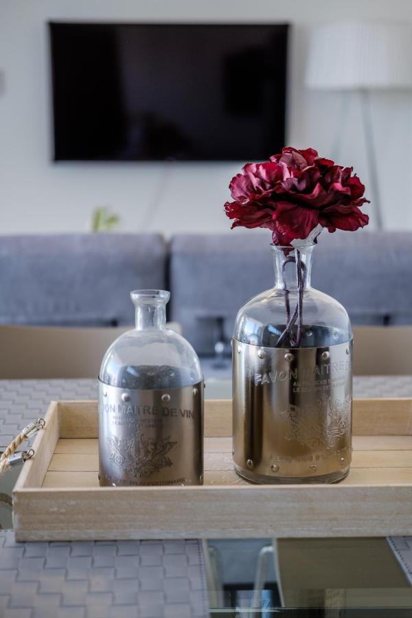 Solaar Apartments St Lazarous ลาร์นาคา ภายนอก รูปภาพ
